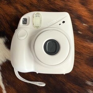 Instax Mini 7+ Instant Camera - Cream